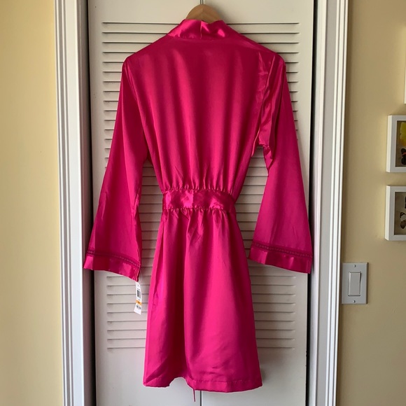 MORGAN TAYLOR Intimates Robe - Picture 5 of 10